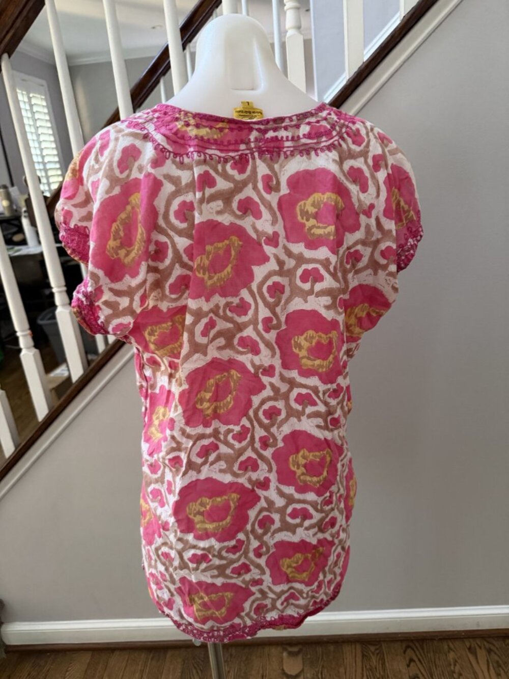 Roller Rabbit Size Large Tunic - Picture 3 of 3
